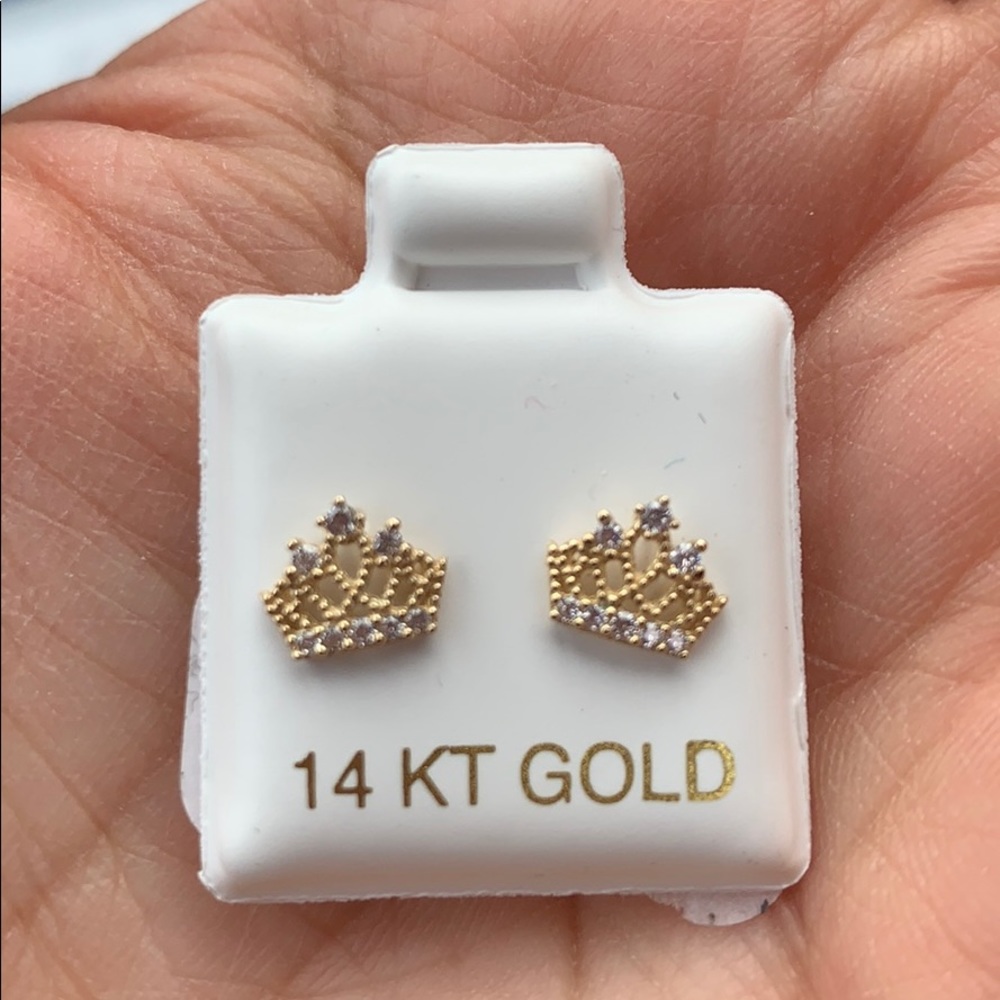 Solid 14k yellow gold princess Crown Earrings kid. - Picture 3 of 8